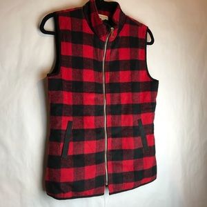 SWEET LOVELY PLAID  RED/ BLACK WOOL VEST SIZE S